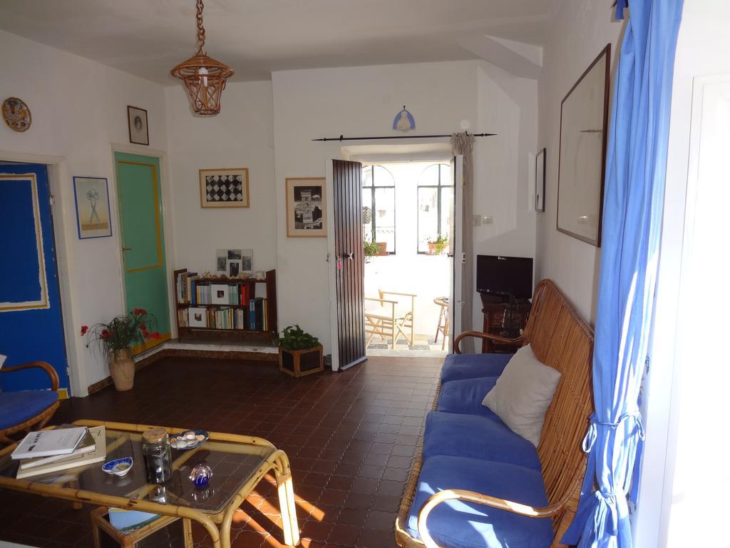 Torrione San Giovanni I Террачина Экстерьер фото